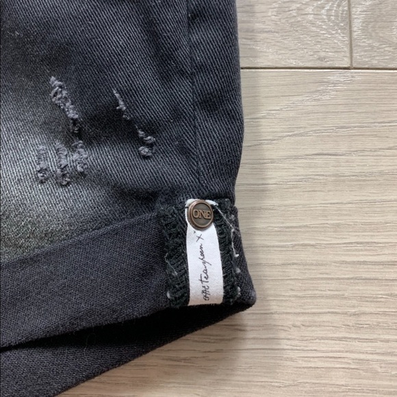 One Teaspoon Black Oak Lovers Distressed Denim Shorts - Picture 5 of 12